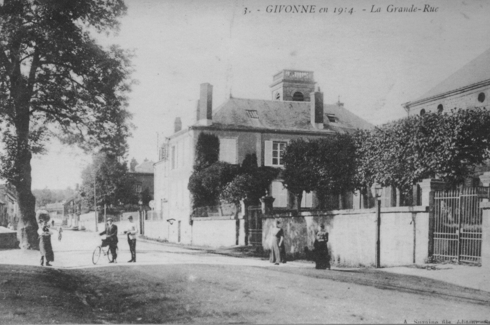 GIVONNE   Grande Rue (4)